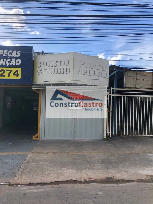 Casa de 2 Quartos para Alugar, Setor Oeste