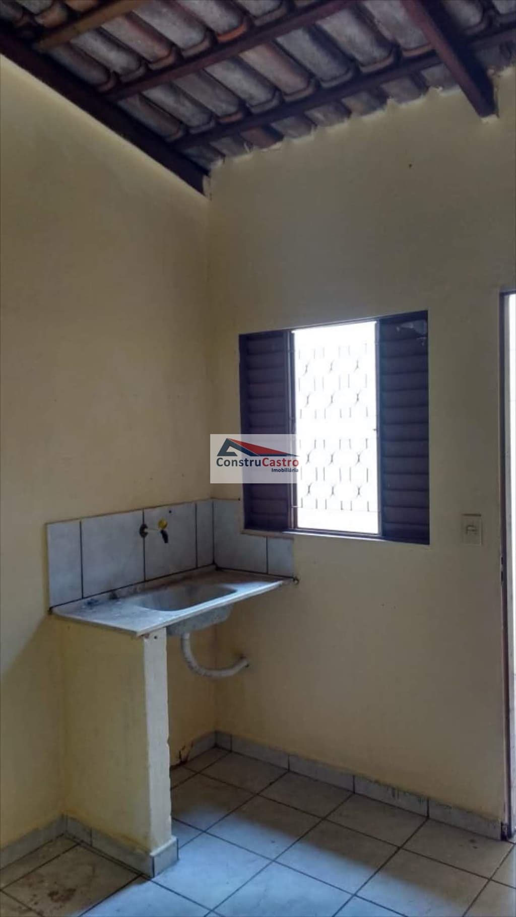 Kitnet de 1 Quarto À Venda, Setor Garavelo: foto 8